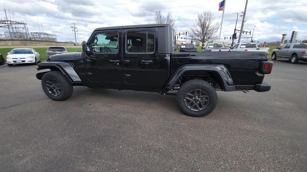 new 2024 Jeep Gladiator car, priced at $45,160