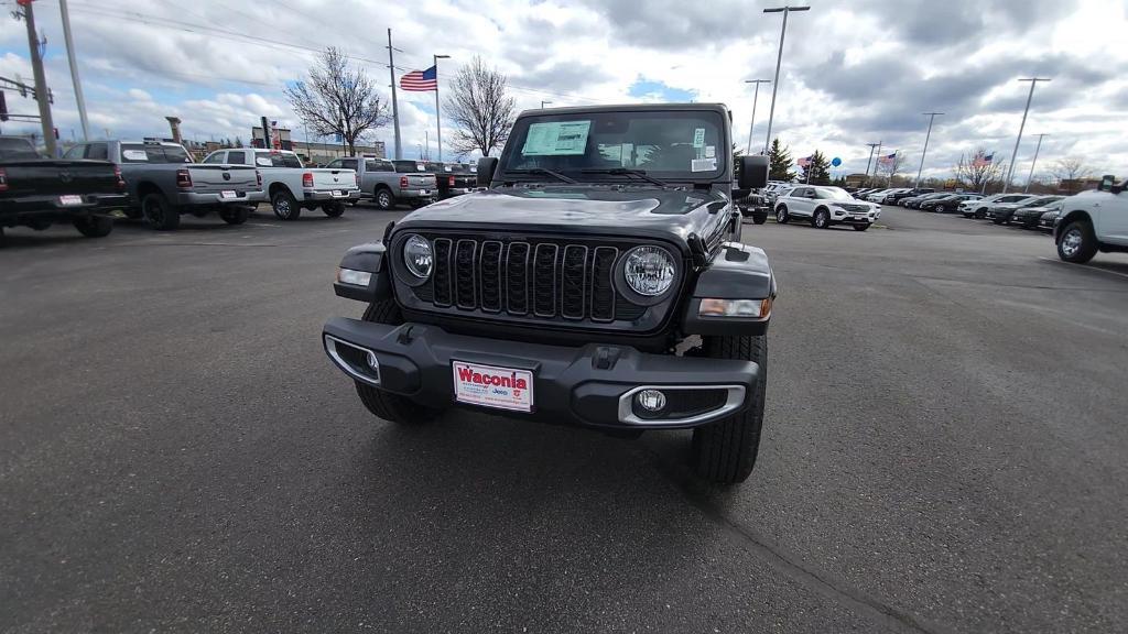 new 2024 Jeep Gladiator car, priced at $45,160