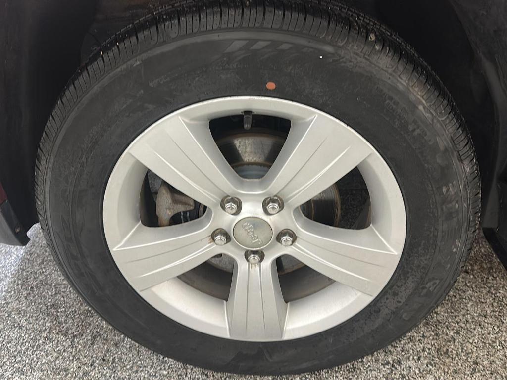 used 2015 Jeep Compass car, priced at $9,999