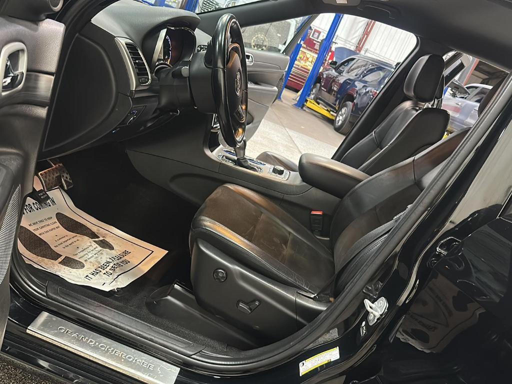 used 2022 Jeep Grand Cherokee WK car, priced at $28,999