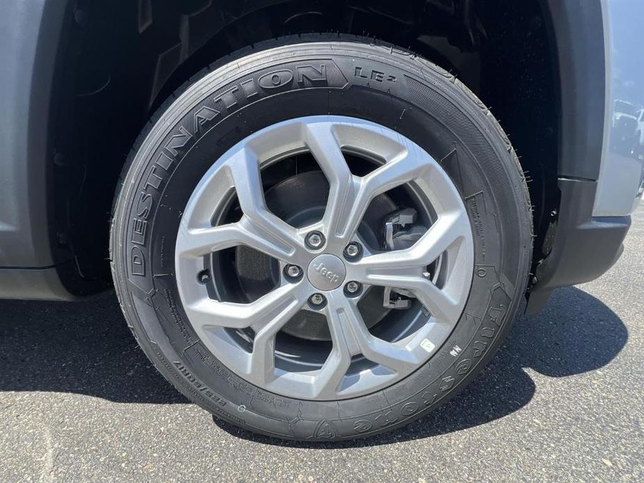 new 2024 Jeep Compass car, priced at $30,888