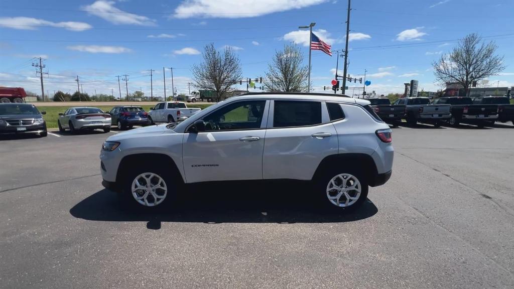 new 2024 Jeep Compass car, priced at $30,888