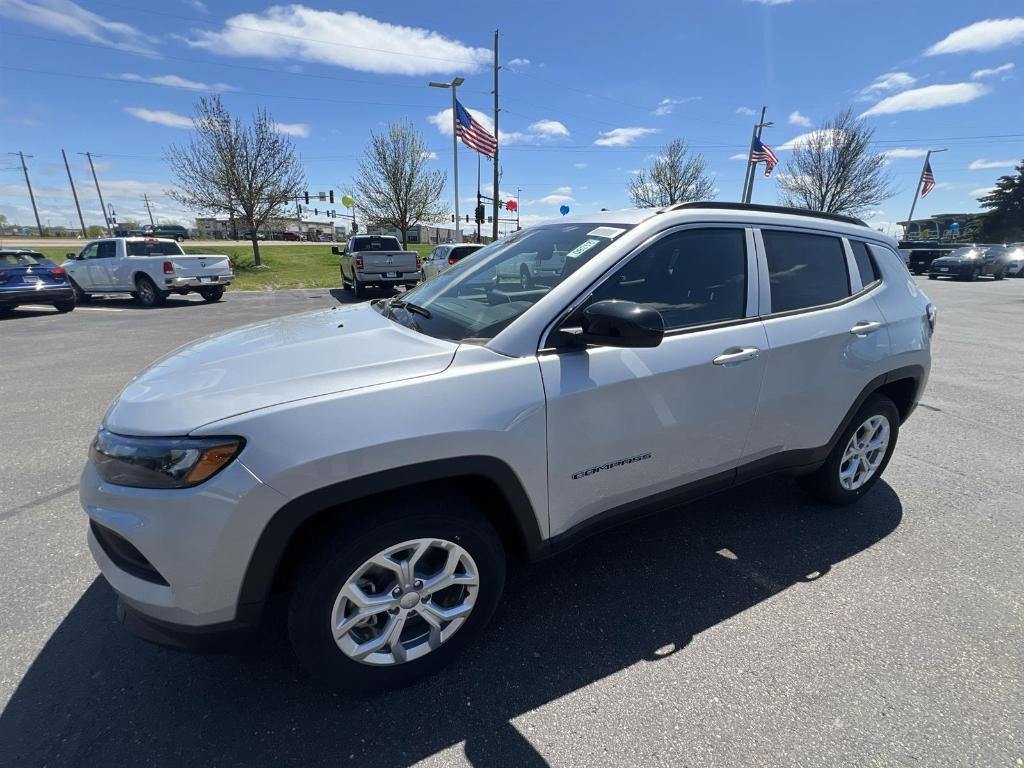 new 2024 Jeep Compass car, priced at $30,888