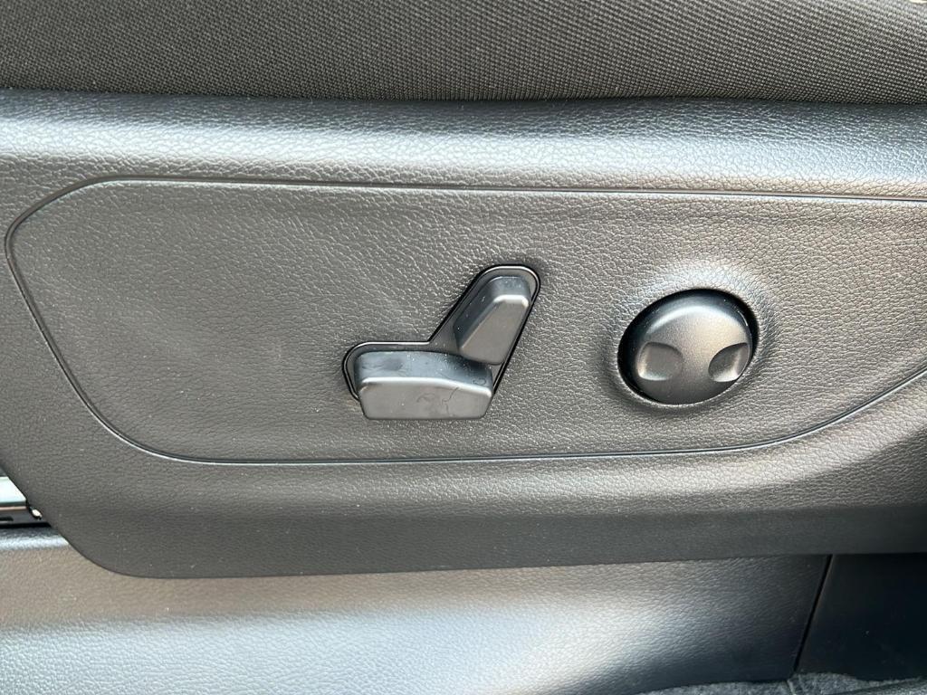 new 2025 Ram 1500 car, priced at $49,998