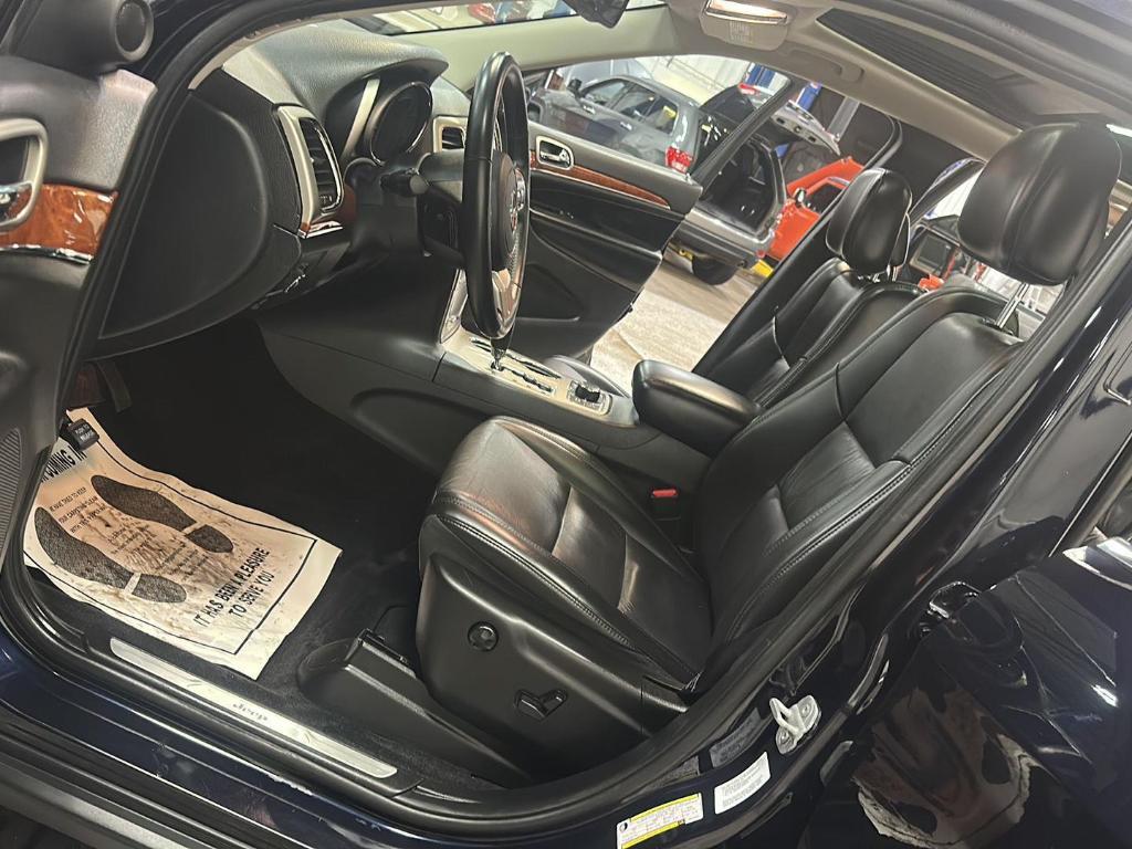 used 2011 Jeep Grand Cherokee car, priced at $11,999