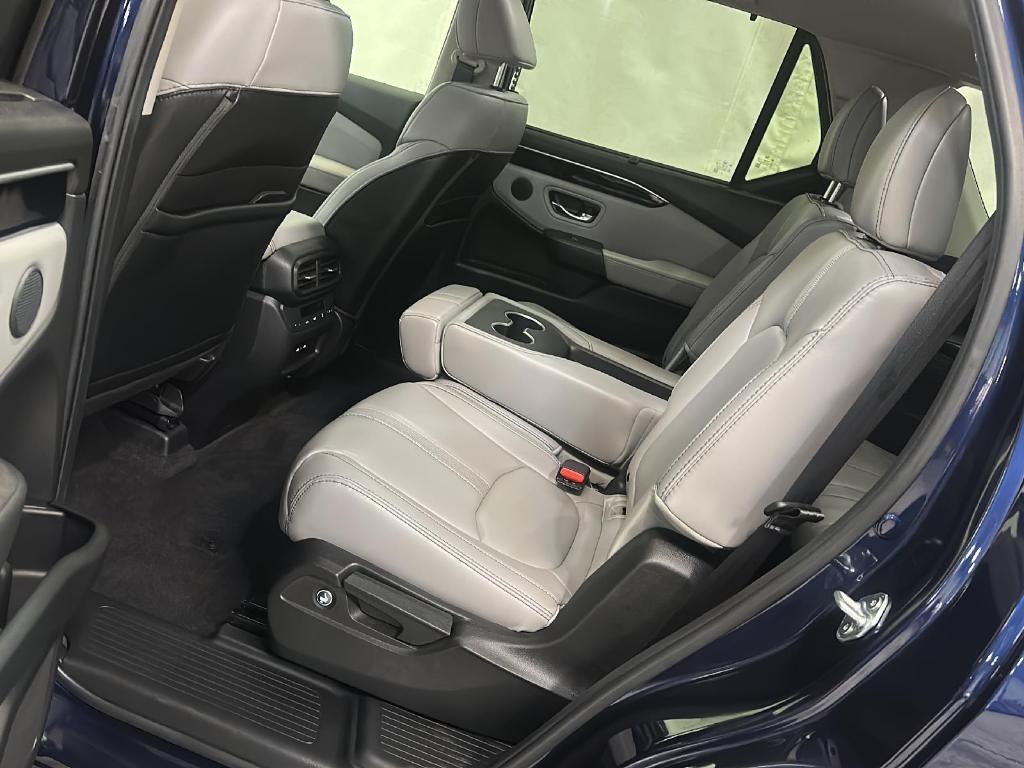 used 2025 Honda Pilot car, priced at $42,988