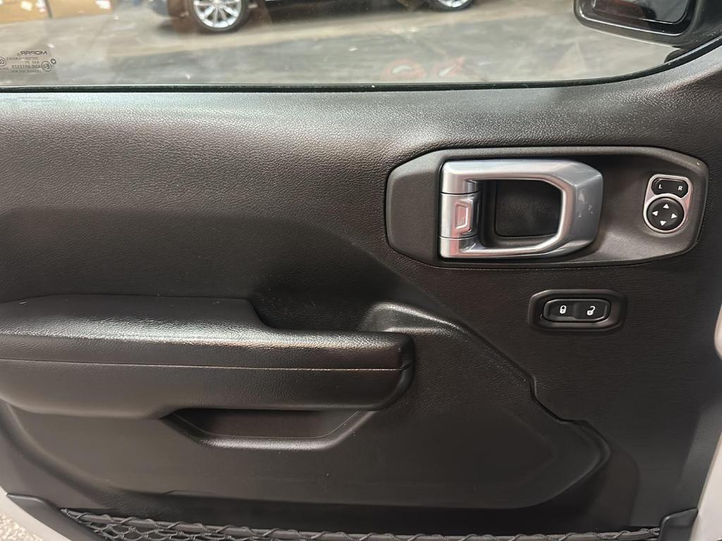 used 2021 Jeep Wrangler Unlimited car, priced at $35,999