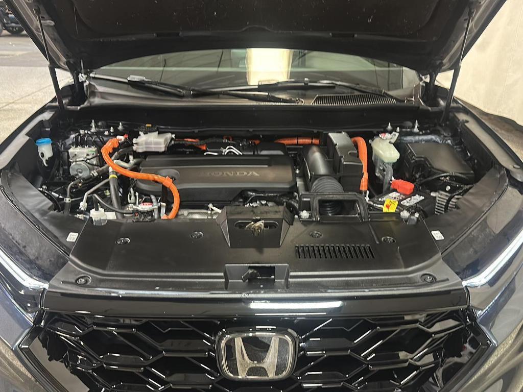 used 2024 Honda CR-V Hybrid car, priced at $31,995