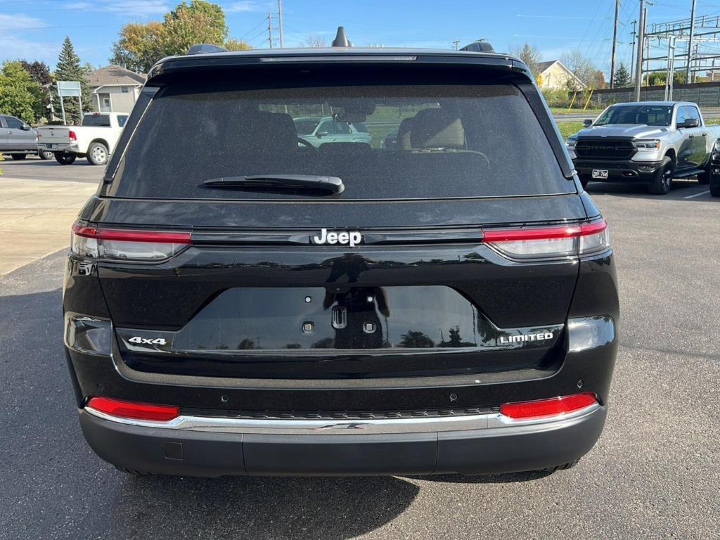 new 2025 Jeep Grand Cherokee car, priced at $44,888
