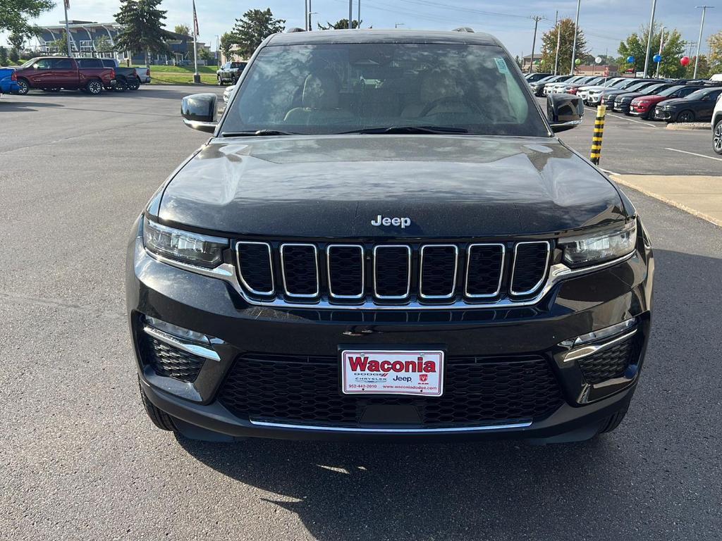 new 2025 Jeep Grand Cherokee car, priced at $44,888