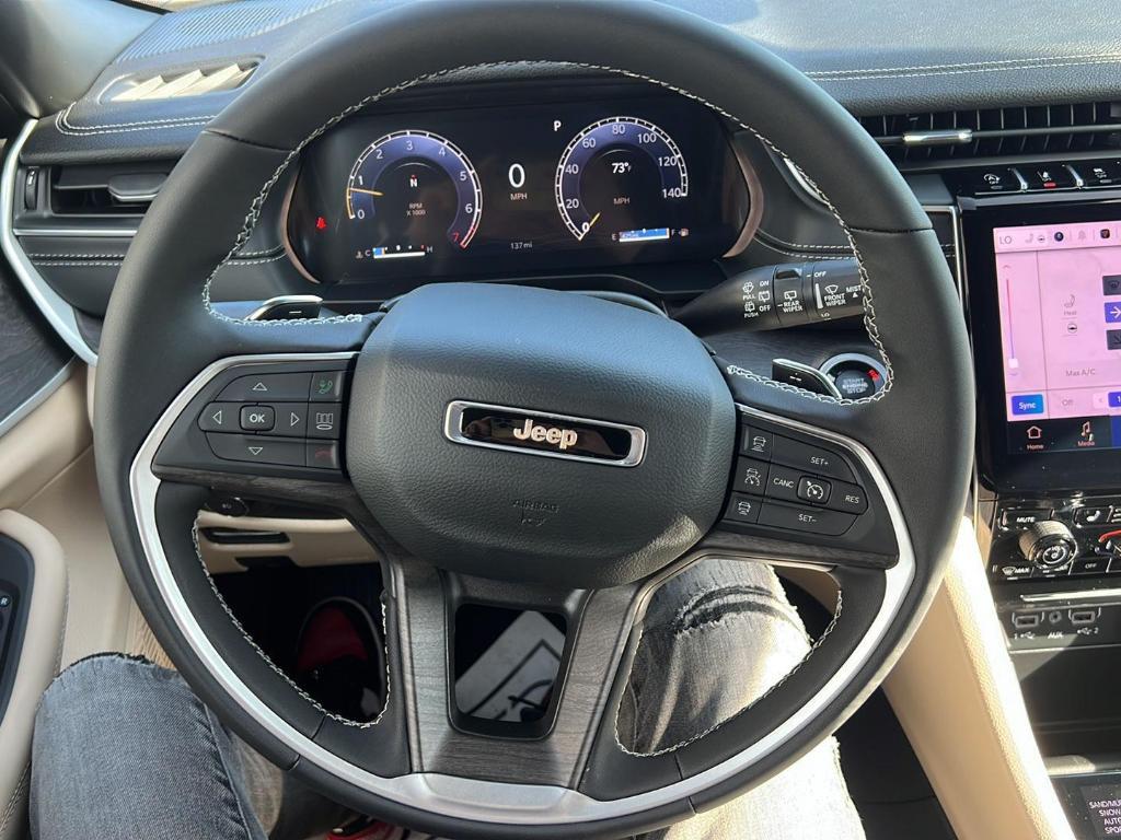 new 2025 Jeep Grand Cherokee car, priced at $44,888