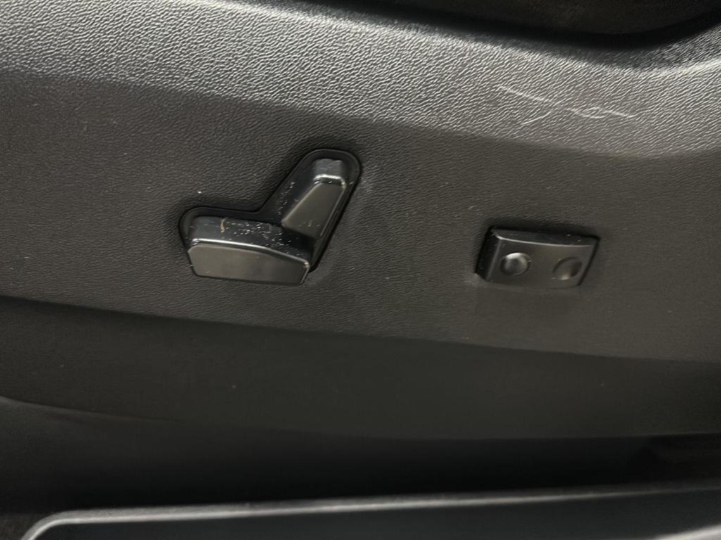 used 2015 Chrysler Town & Country car, priced at $8,988