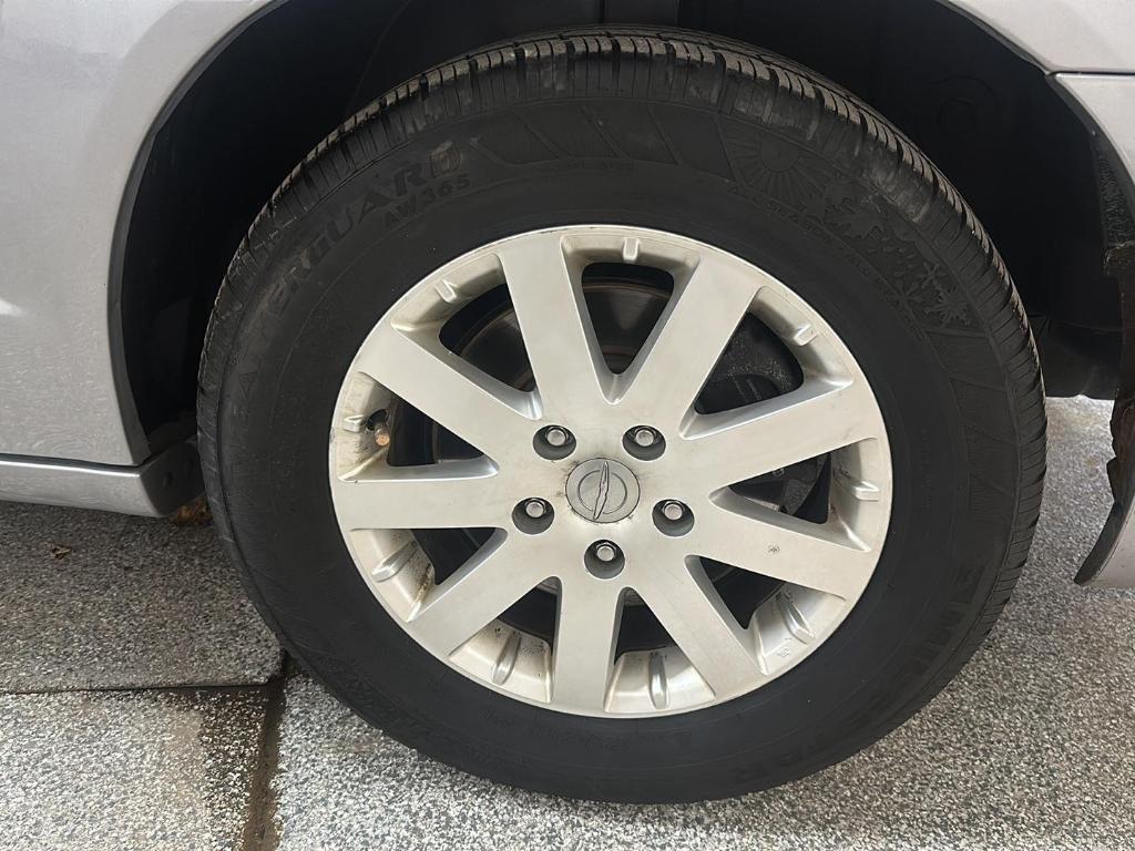 used 2015 Chrysler Town & Country car, priced at $8,988