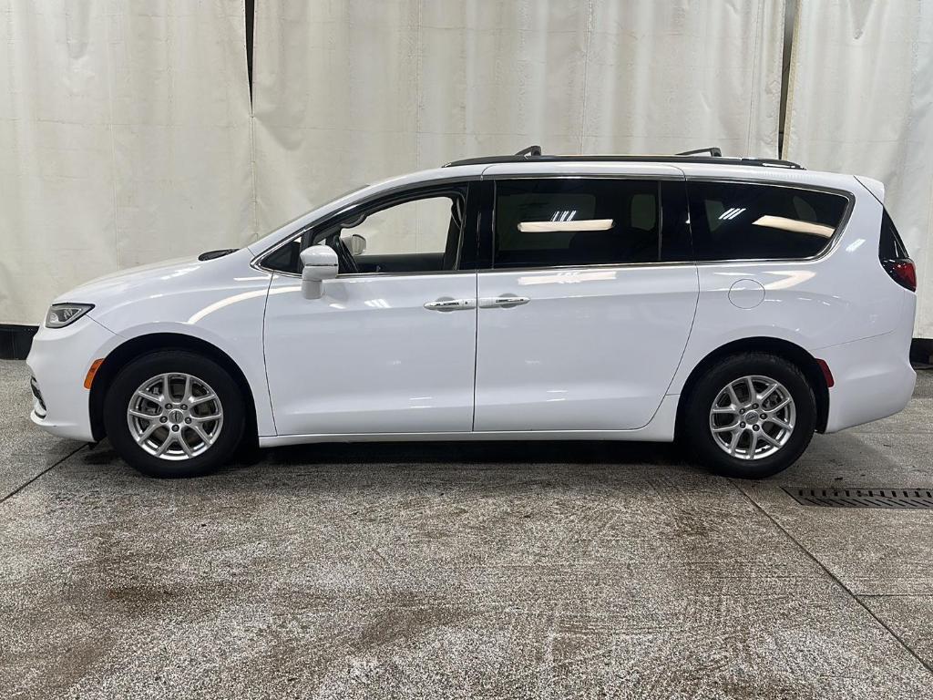 used 2021 Chrysler Pacifica car, priced at $20,999