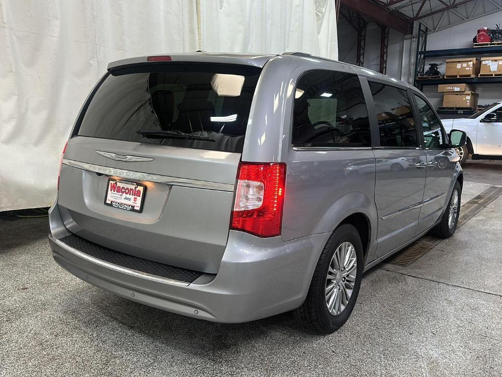 used 2014 Chrysler Town & Country car, priced at $9,988