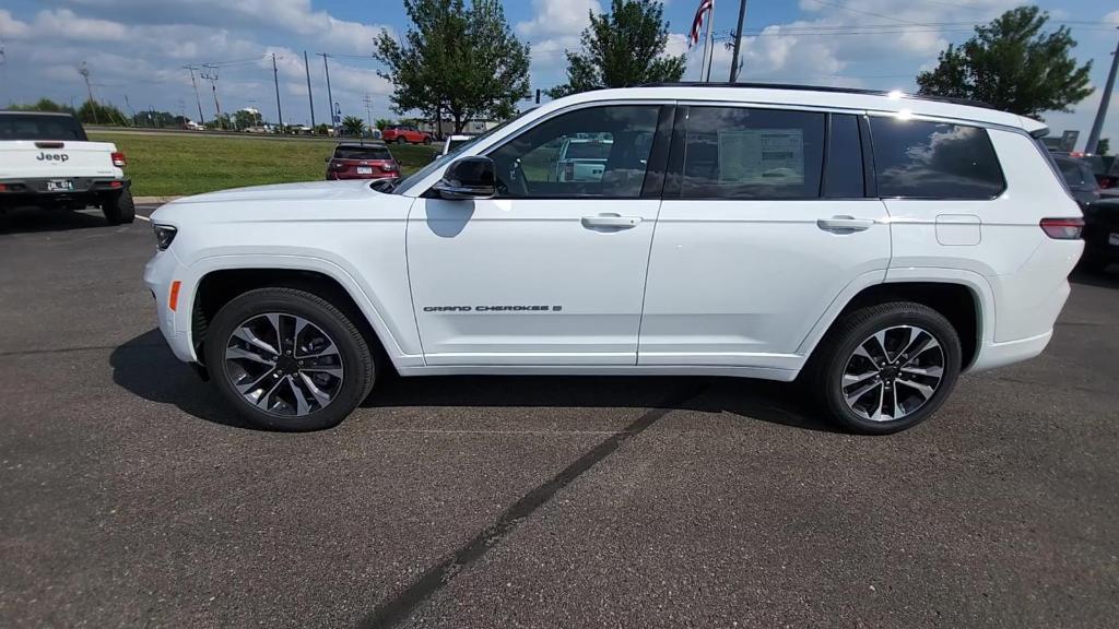 new 2024 Jeep Grand Cherokee L car, priced at $57,638