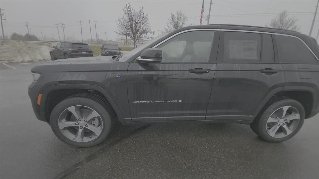 new 2024 Jeep Grand Cherokee 4xe car, priced at $58,540