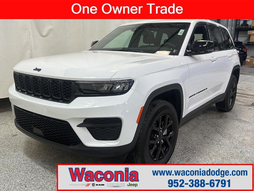 used 2024 Jeep Grand Cherokee car, priced at $38,246