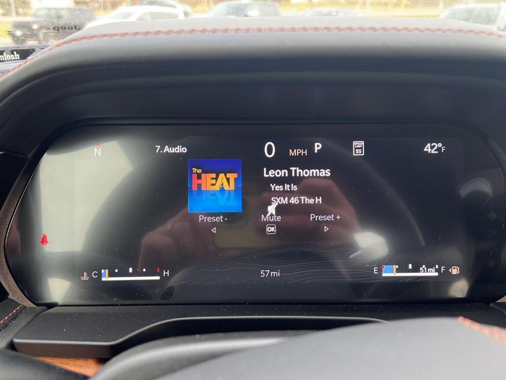 new 2025 Jeep Grand Cherokee car, priced at $65,169