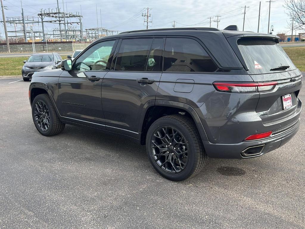 new 2025 Jeep Grand Cherokee car, priced at $65,169