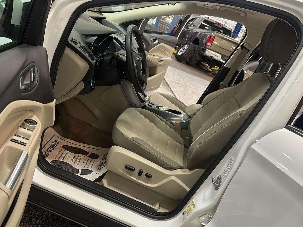 used 2014 Ford Escape car, priced at $8,888