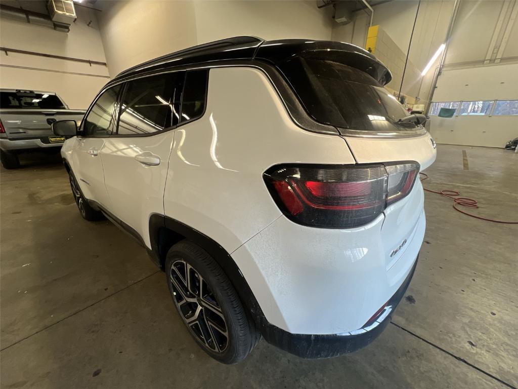 new 2025 Jeep Compass car, priced at $37,356