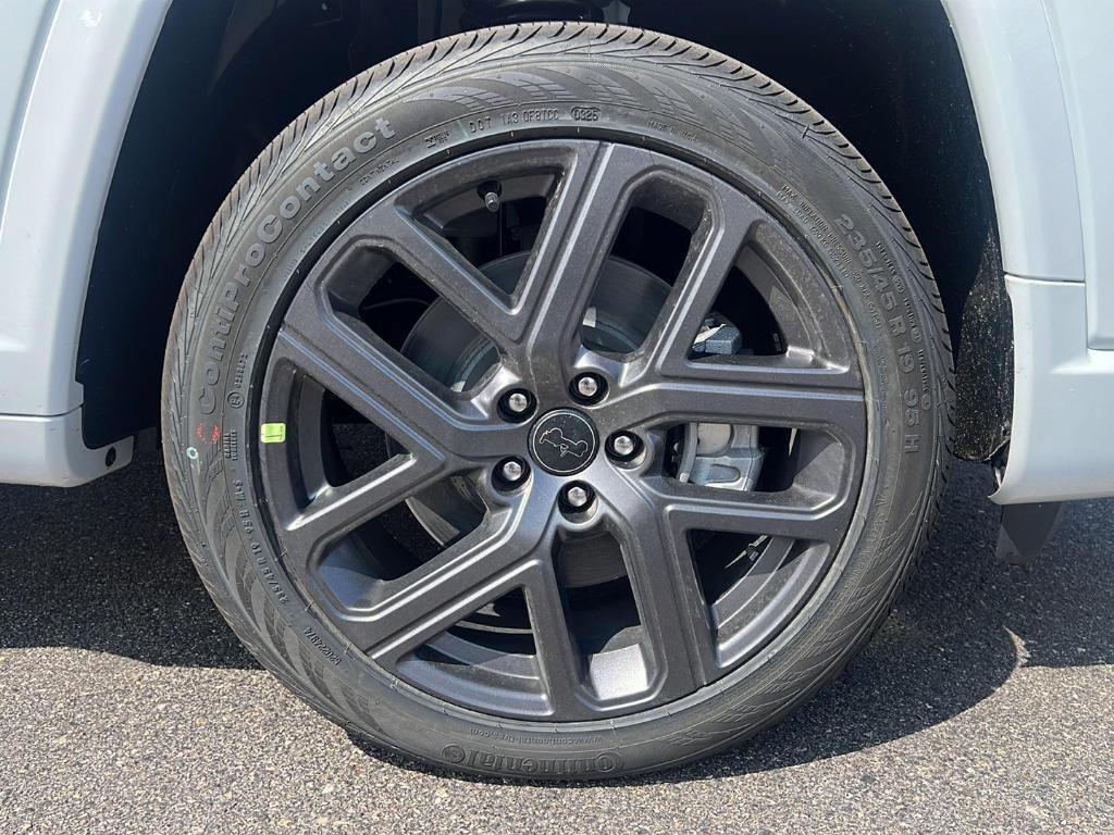 new 2025 Jeep Compass car, priced at $35,243