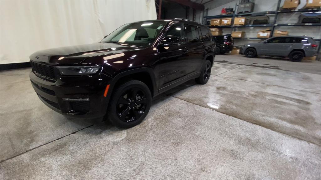 used 2023 Jeep Grand Cherokee L car, priced at $38,999