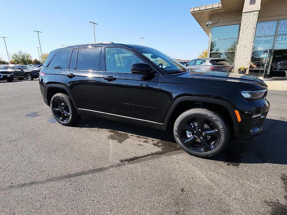 new 2025 Jeep Grand Cherokee car, priced at $50,855