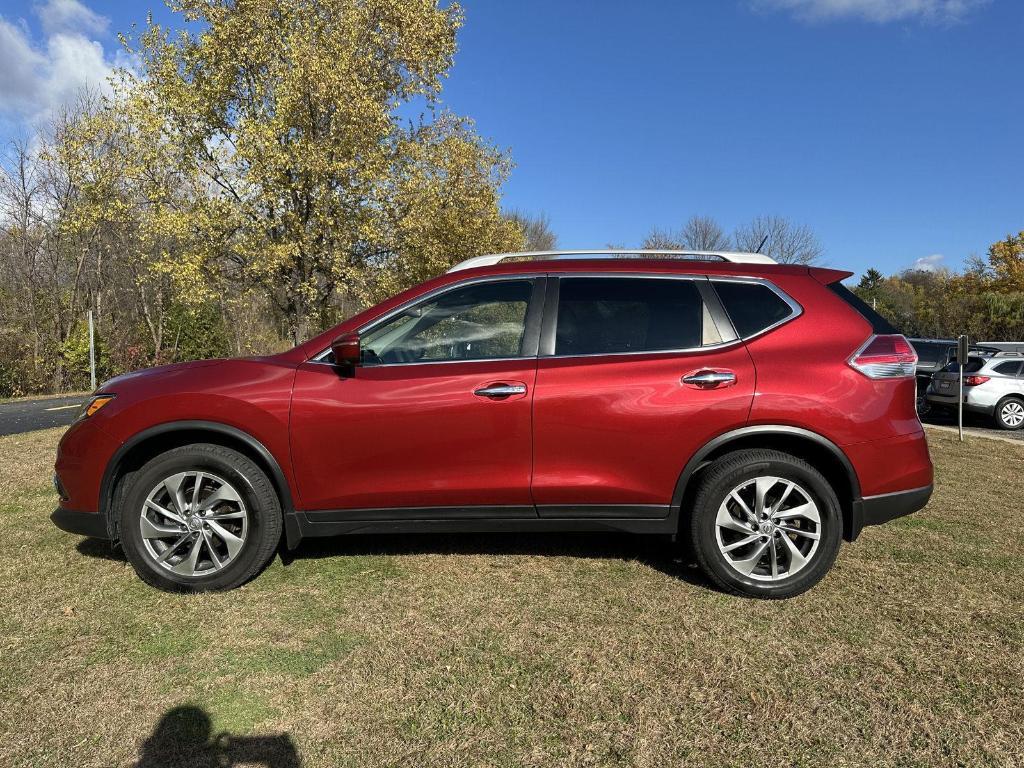 used 2015 Nissan Rogue car, priced at $10,988