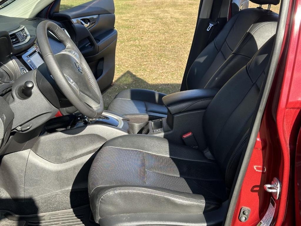 used 2015 Nissan Rogue car, priced at $10,988