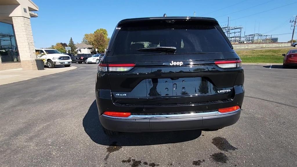 new 2025 Jeep Grand Cherokee car, priced at $51,035