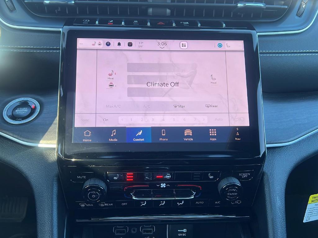 new 2025 Jeep Grand Cherokee car, priced at $51,118