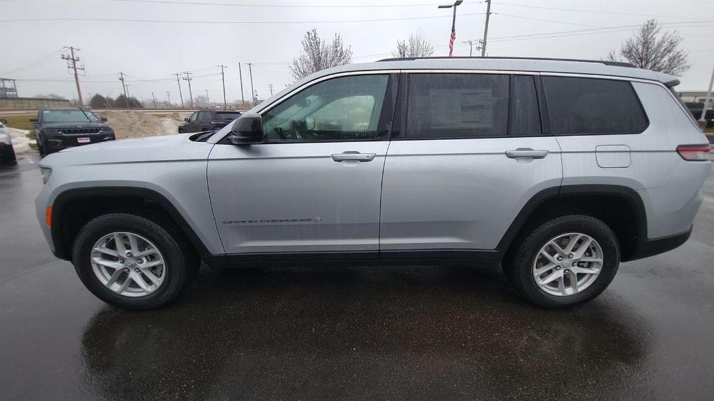 new 2024 Jeep Grand Cherokee L car, priced at $38,480