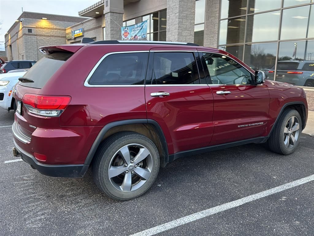 used 2015 Jeep Grand Cherokee car, priced at $14,499