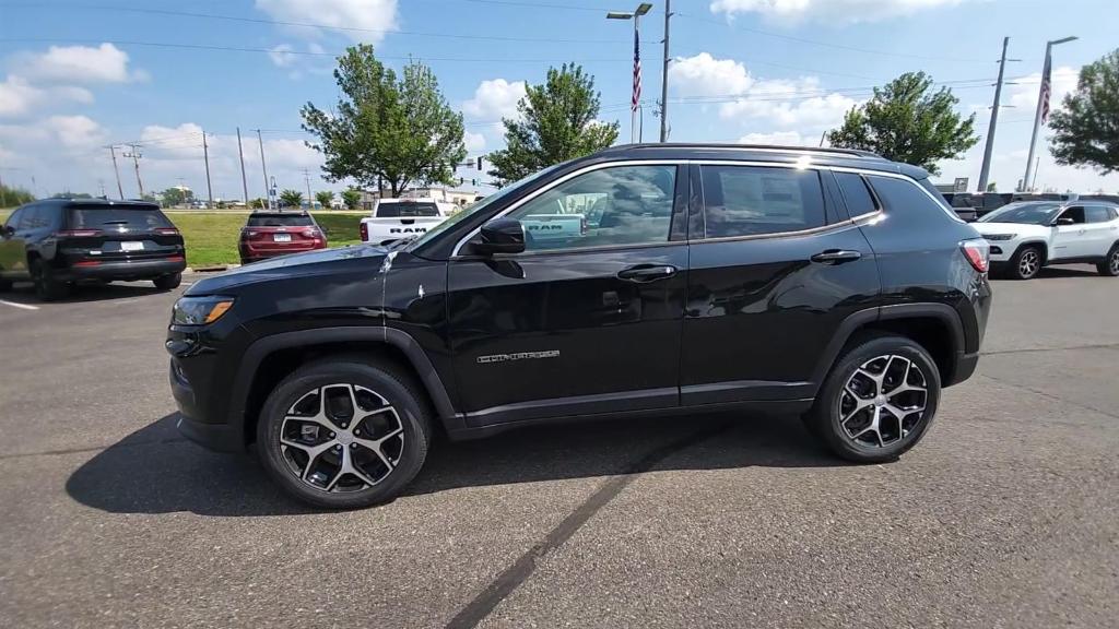 new 2024 Jeep Compass car, priced at $32,091