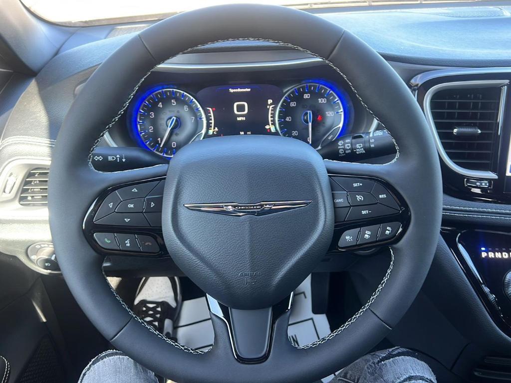 new 2026 Chrysler Pacifica car, priced at $43,525