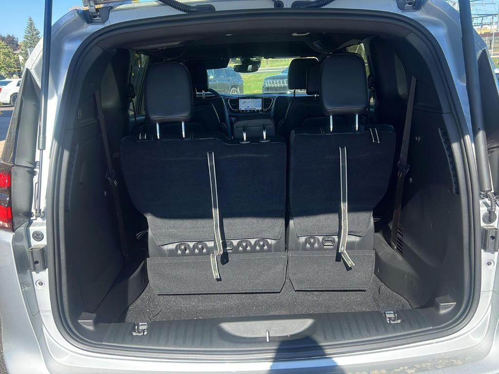 new 2026 Chrysler Pacifica car, priced at $43,525