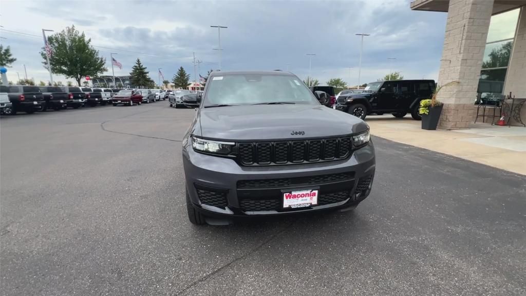 new 2024 Jeep Grand Cherokee L car, priced at $43,700