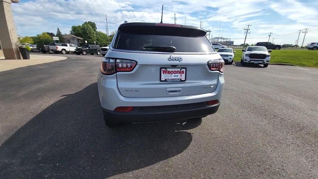 new 2024 Jeep Compass car, priced at $32,091