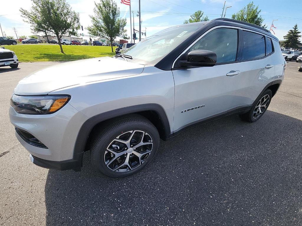 new 2024 Jeep Compass car, priced at $32,091