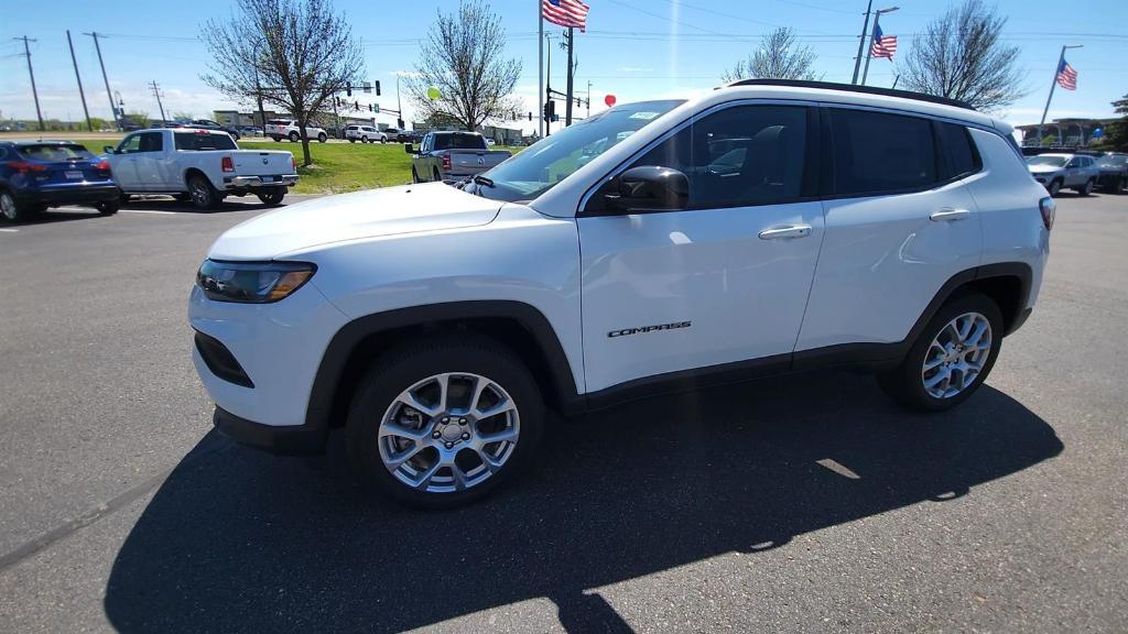 new 2024 Jeep Compass car, priced at $33,365