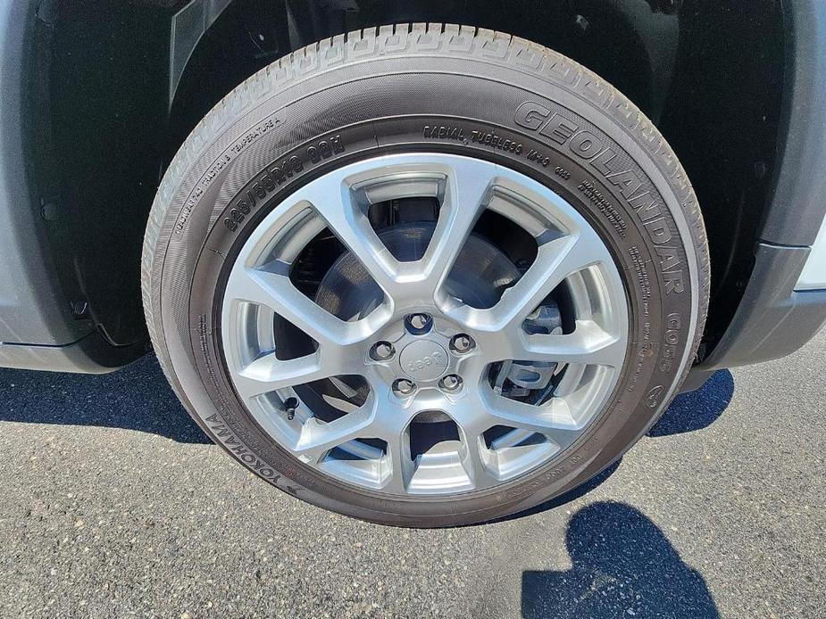 new 2024 Jeep Compass car, priced at $33,365