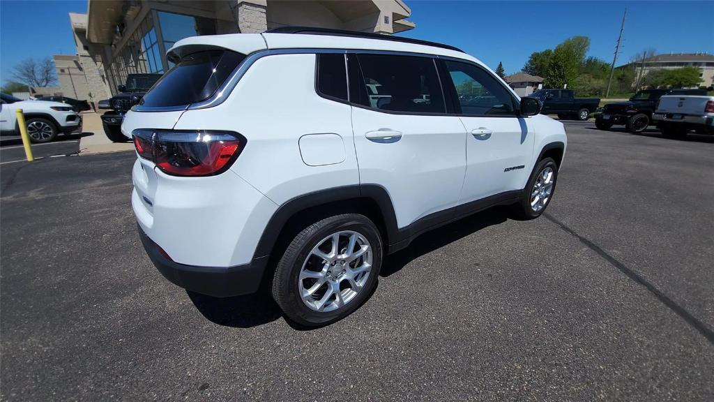 new 2024 Jeep Compass car, priced at $31,790