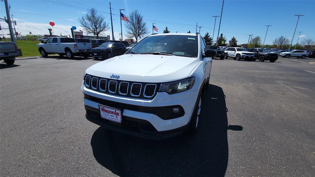 new 2024 Jeep Compass car, priced at $31,365