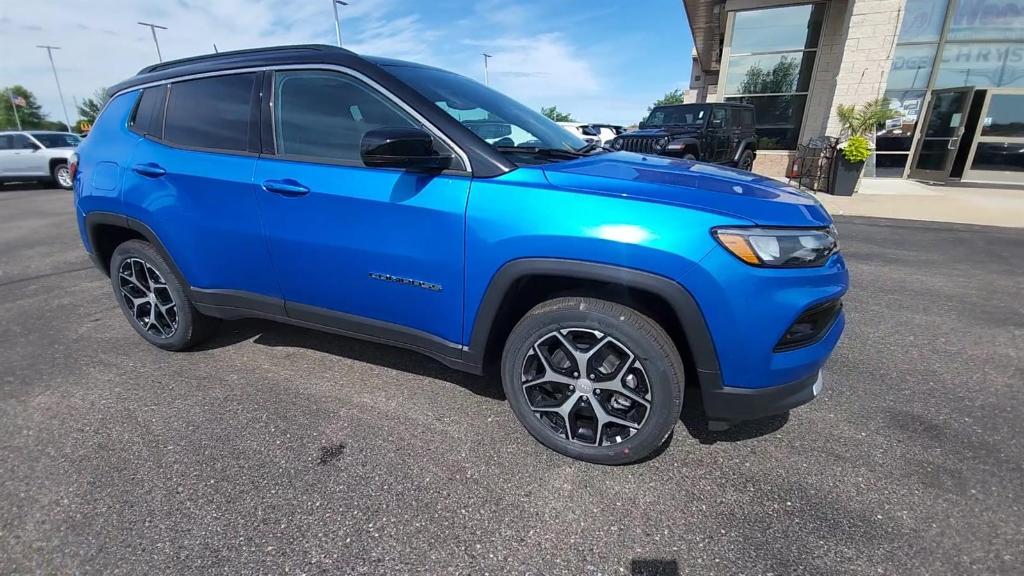 new 2024 Jeep Compass car, priced at $31,091