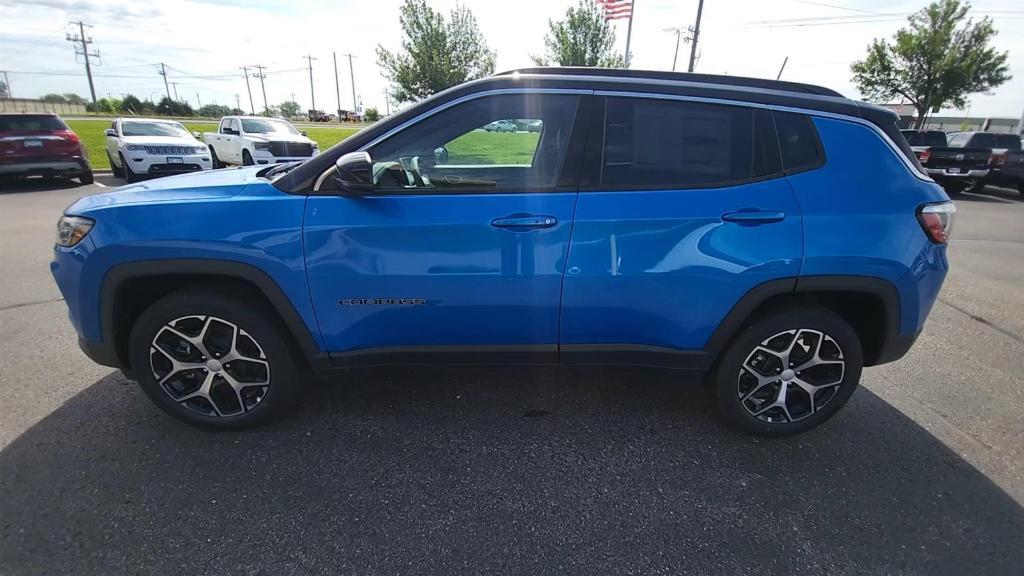 new 2024 Jeep Compass car, priced at $31,091