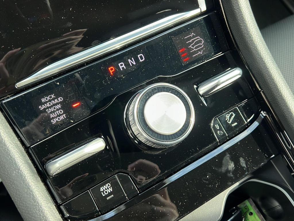 new 2025 Jeep Grand Cherokee car, priced at $58,818