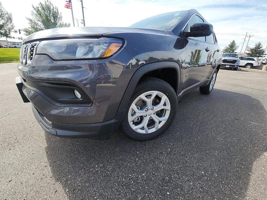 new 2024 Jeep Compass car, priced at $28,427