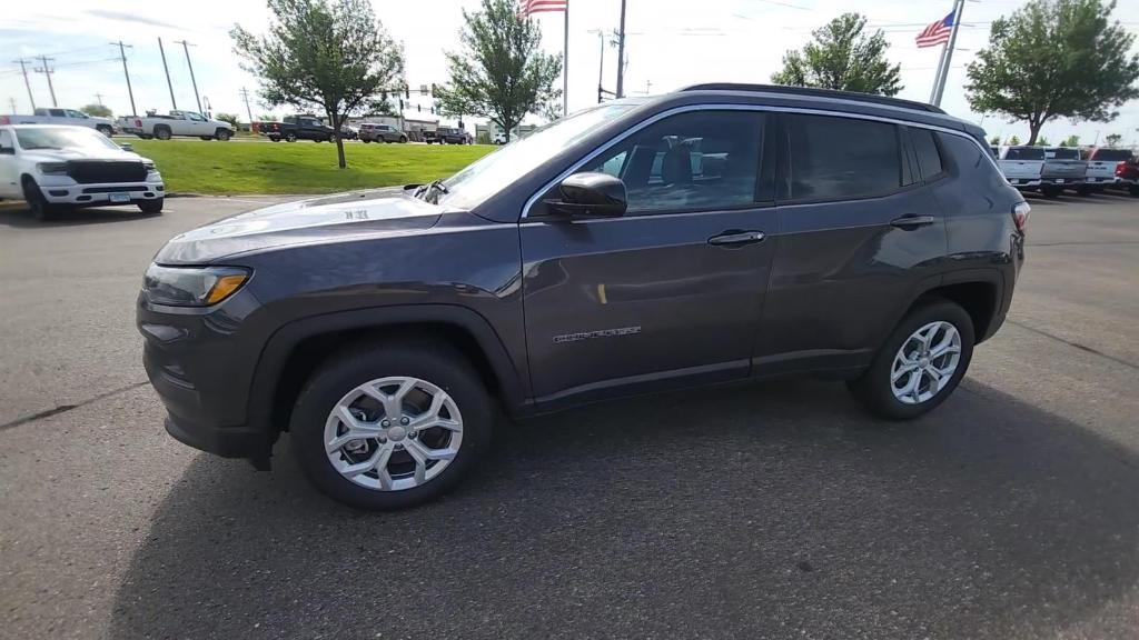 new 2024 Jeep Compass car, priced at $28,427